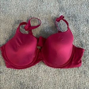 Body by Victoria Secret 40C Berry Bra
